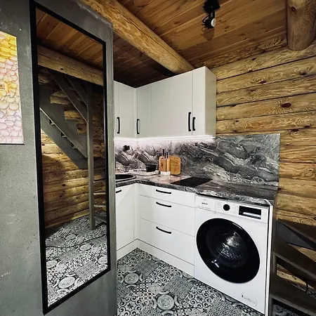 Drevenickovo, Priamo Pri Skibuse Do Jasnej Liptovský Ján