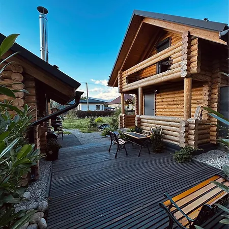 Drevenickovo, Priamo Pri Skibuse Do Jasnej * Liptovský Ján